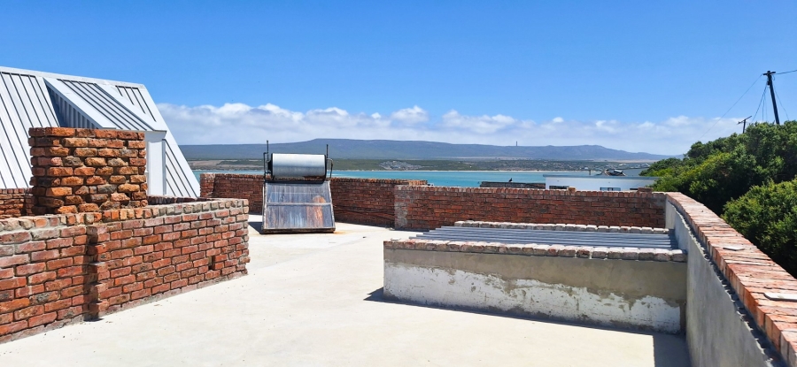 5 Bedroom Property for Sale in Witsand Western Cape